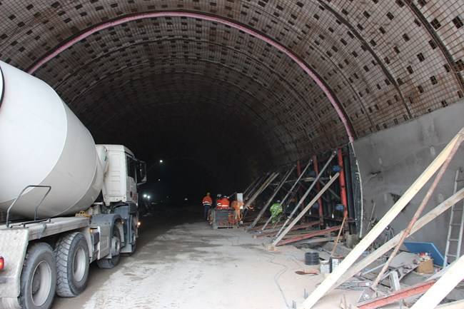 Ремонтът на тунел Витиня`